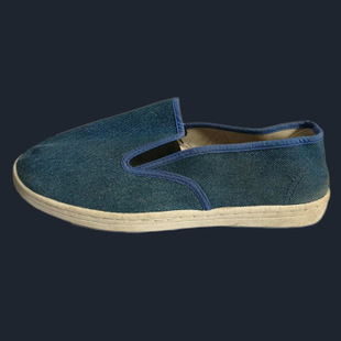 鑒別防靜電潔凈鞋品質(zhì)的方法有哪些？